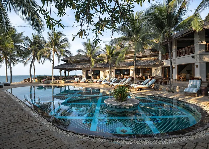 Sailing Club Mui Ne Resort 4*
